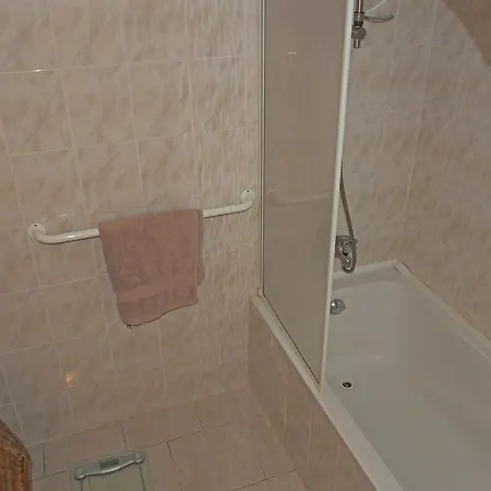 Villa A Tastefully Furnished Villa With Private Pool, 8 Km From The Mediterranean Sea