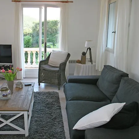 Villa A Tastefully Furnished Villa With Private Pool, 8 Km From The Mediterranean Sea Bormes-les-Mimosas