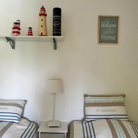 A Tastefully Furnished Villa With Private Pool, 8 Km From The Mediterranean Sea Bormes-les-Mimosas