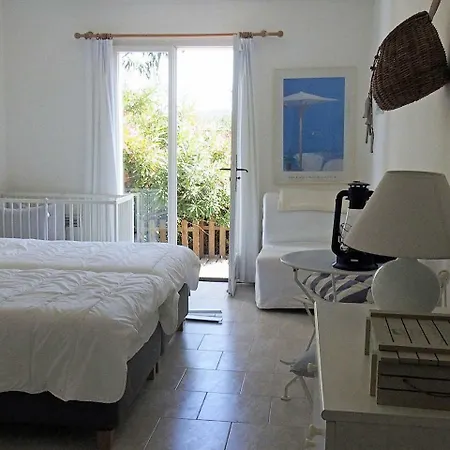 Villa A Tastefully Furnished Villa With Private Pool, 8 Km From The Mediterranean Sea *